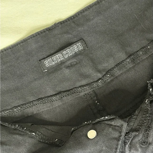Silver Crush Black High Rise Shorts | Women’s Stretch Denim 3 Button Shorts Size - Picture 3 of 4